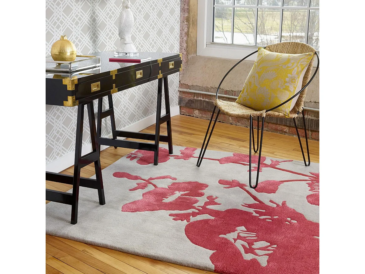 tapis open space 250x350 fait à la main en laine gris et rouge motif floral