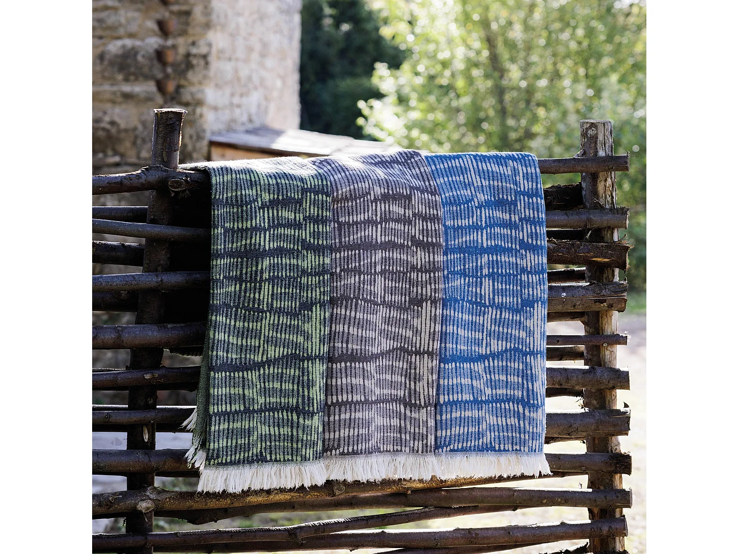 Plaid 100% mousseline de coton 90x185 cm SANTORIN bleu topaze