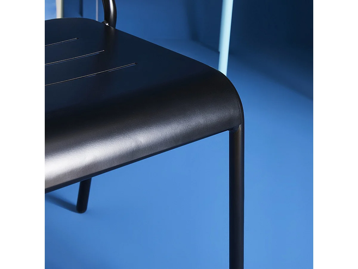 Set von 2 industriellen Metallstühlen Achille