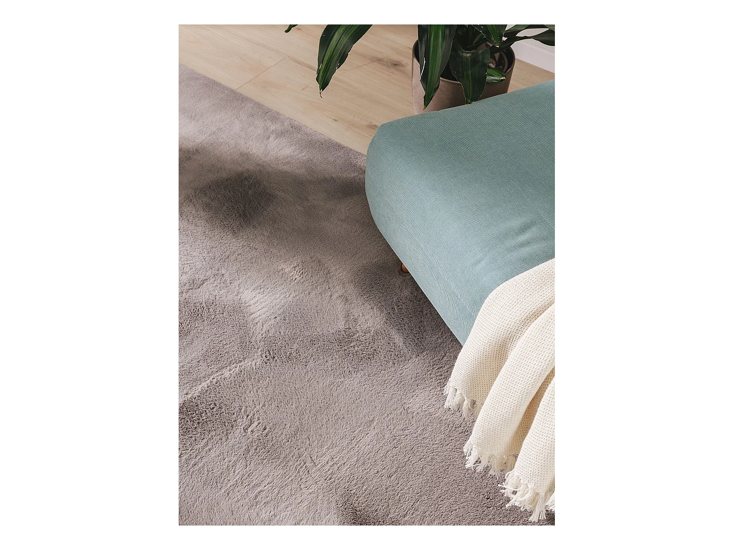 Tapis en fausse fourrure Furry Gris 140x200 cm