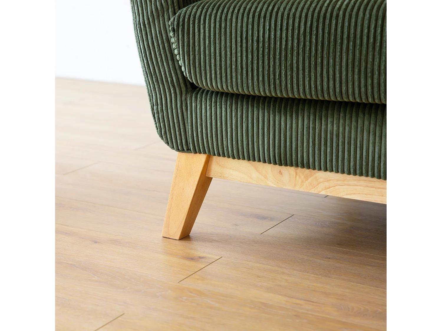 Canapé scandinave 3 places en velours côtelé vert HOGA