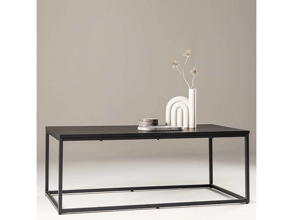 Mallan salontafel zwart.