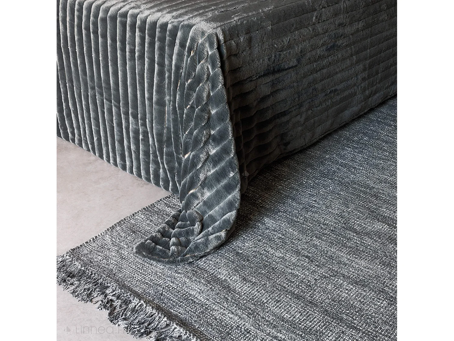 Dessus de lit 260x230 cm HERMINE fausse fourrure gris Ardoise