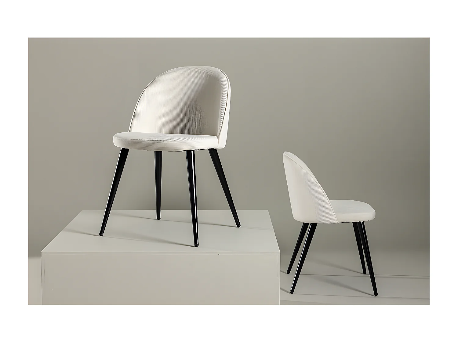 Skagen chaise de salle à manger velours côtelé beige,noir.