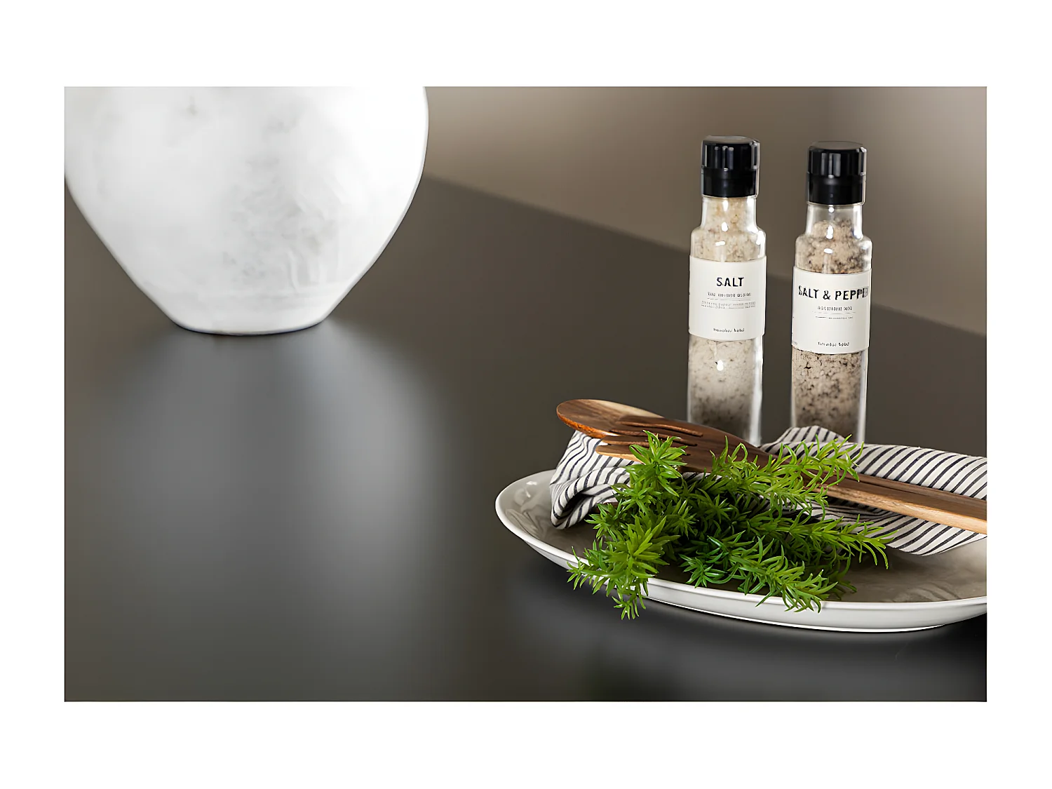 Oslo table de salle à manger 100x220cm noir.