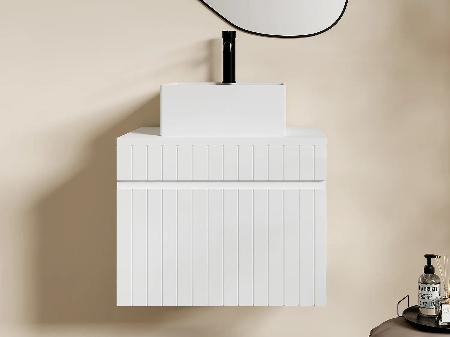 Waschbeckenunterschrank hängend mit quadratischem Aufsatzwaschbecken - Streifenoptik - Weiß - 60 cm - SATARA