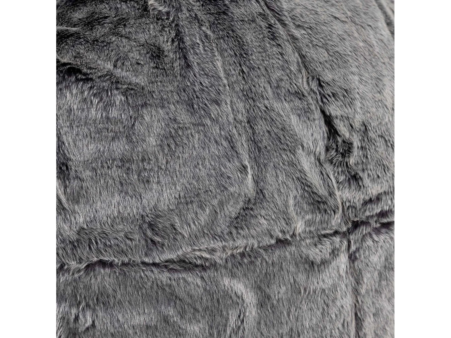 Pouf classique imitation fourrure gris loup