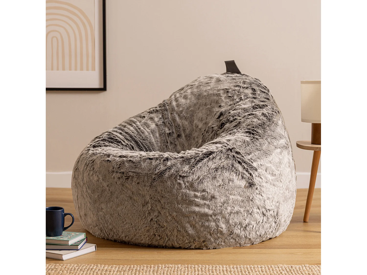 Pouf imitation fourrure gris loup - COCOON