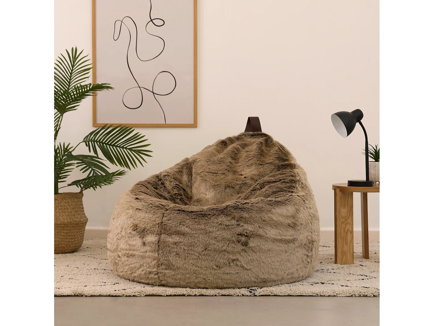 Pouf imitation fourrure beige vison - COCOON