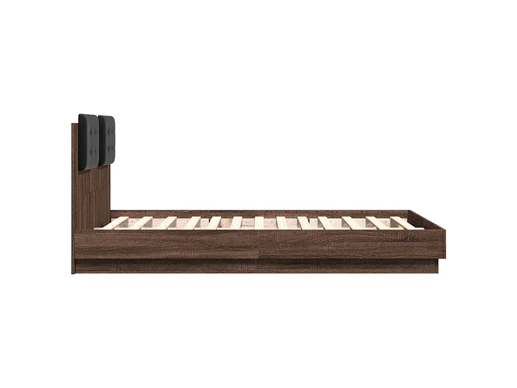 Cadre de lit avec LED sans matelas chêne marron 135x190 cm