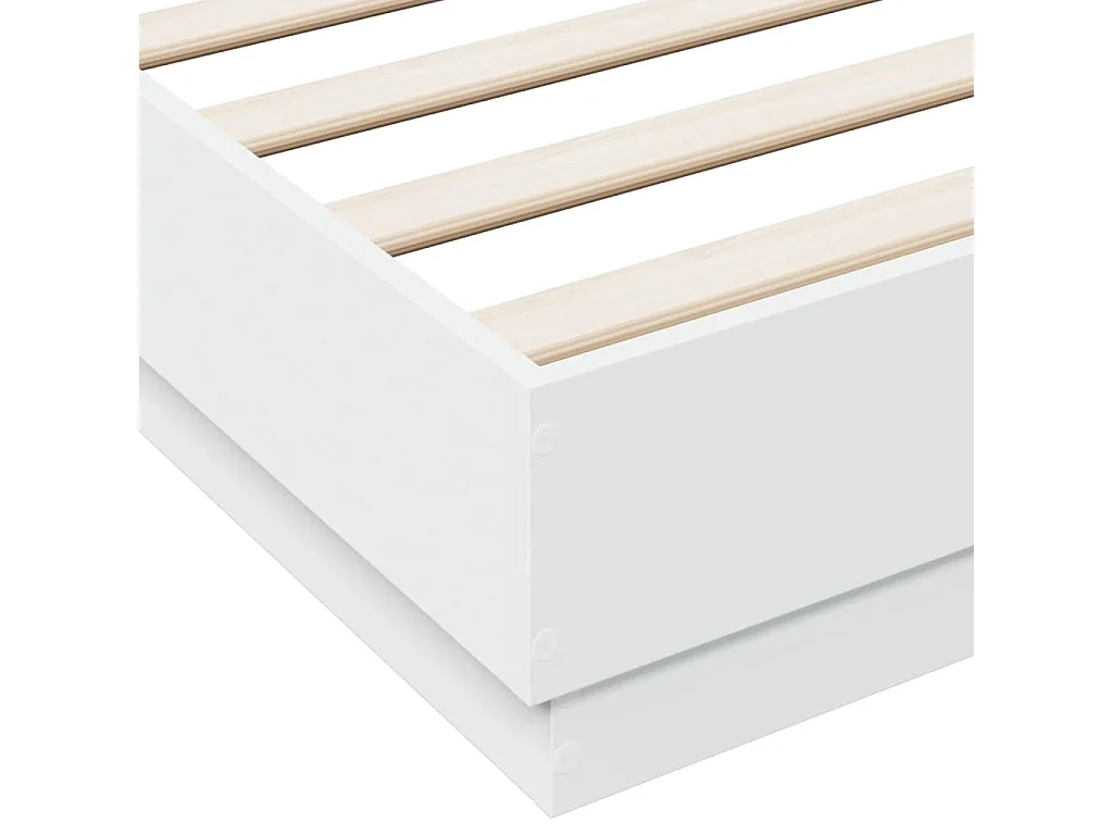 Bedframe bewerkt hout wit 160x200 cm