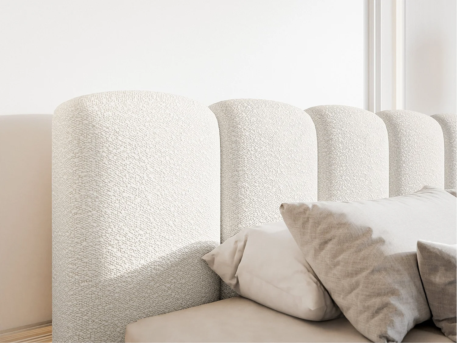 Lit coffre avec tête de lit - 140x200 cm - en bouclette crème - CLOUDY II