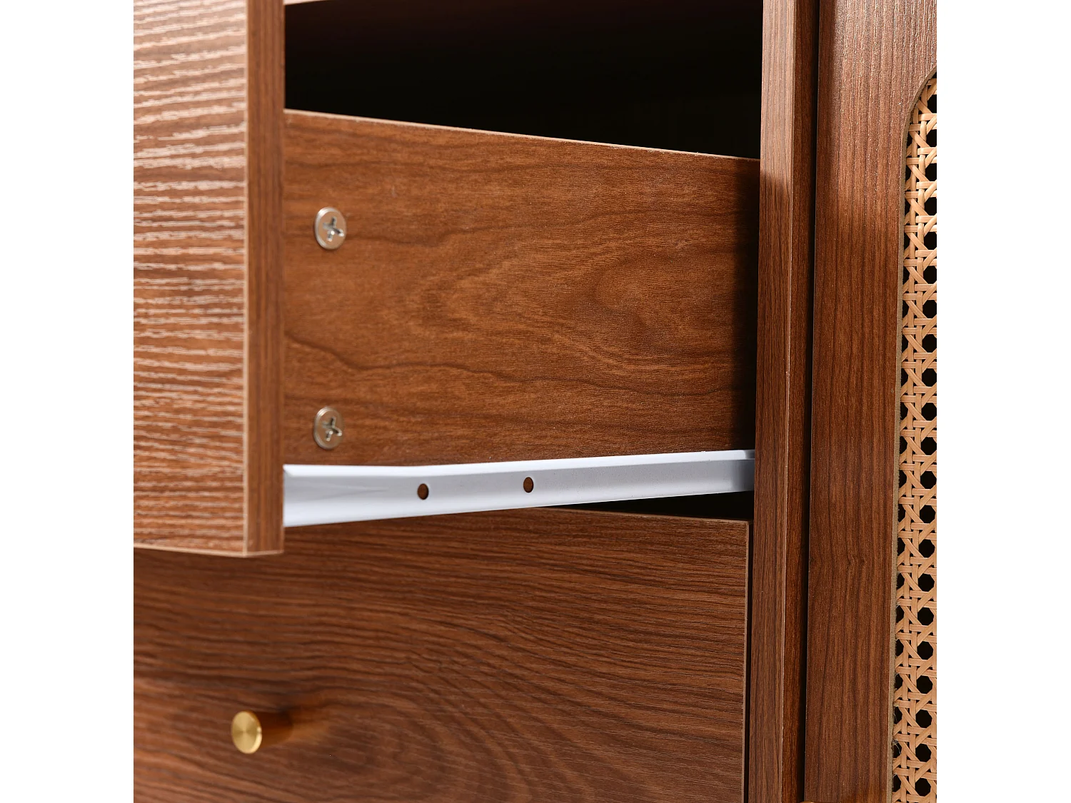 Ladekast met 2 deuren en 3 laden, rotanpatroon, MDF + spaanplaat + metaal, walnootkleur - H90/L150/D40 cm