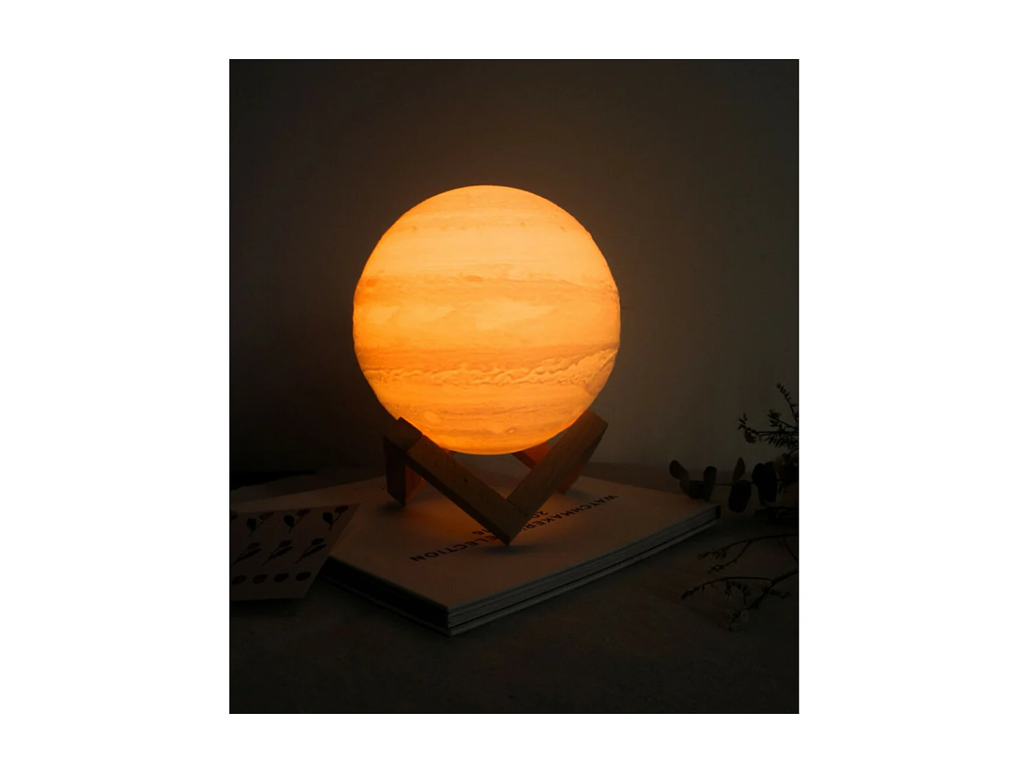 Lampe déco JUPITER 3D multicolore