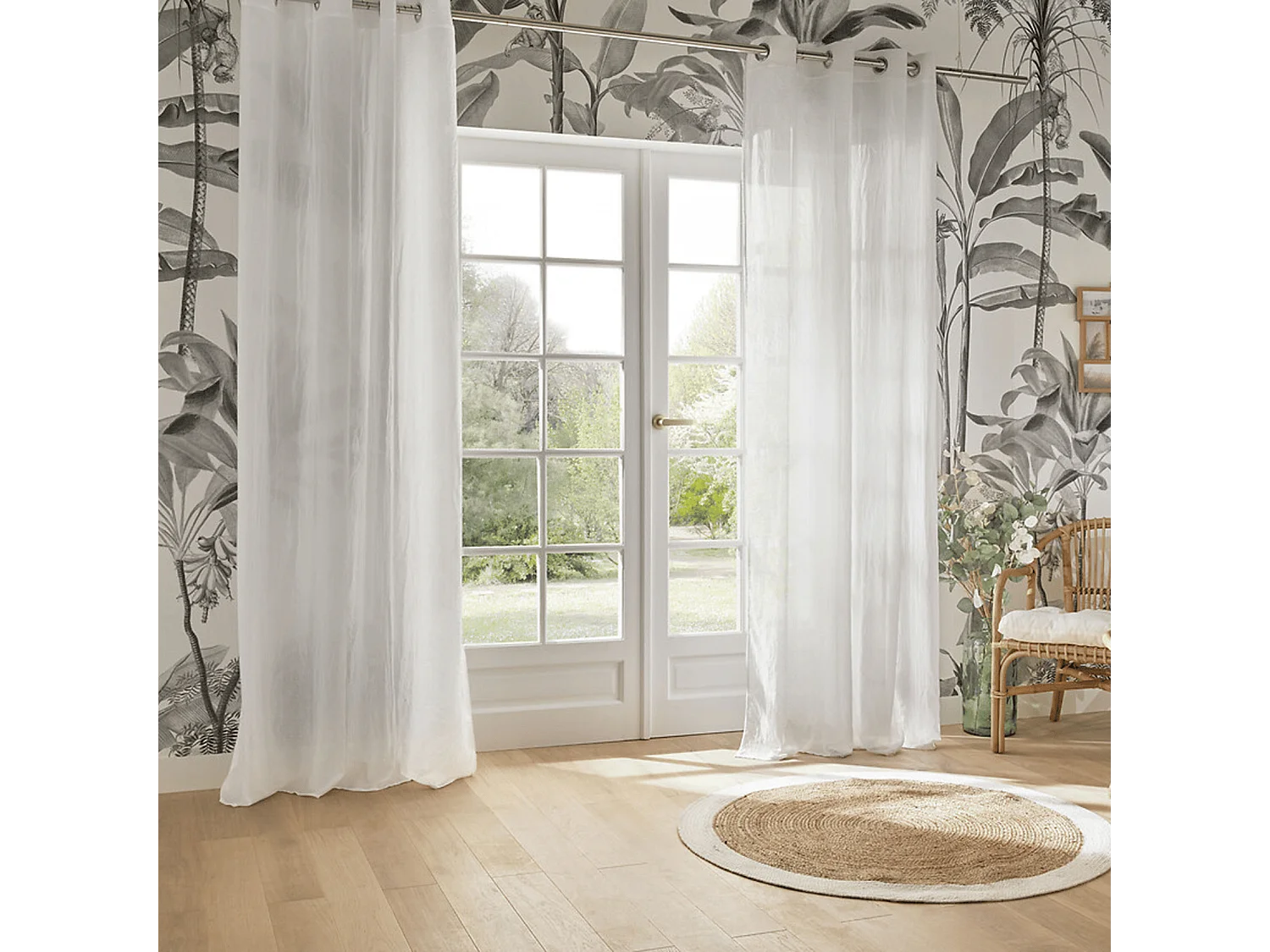 Einfarbiges Vorhangpaneel mit Ösen