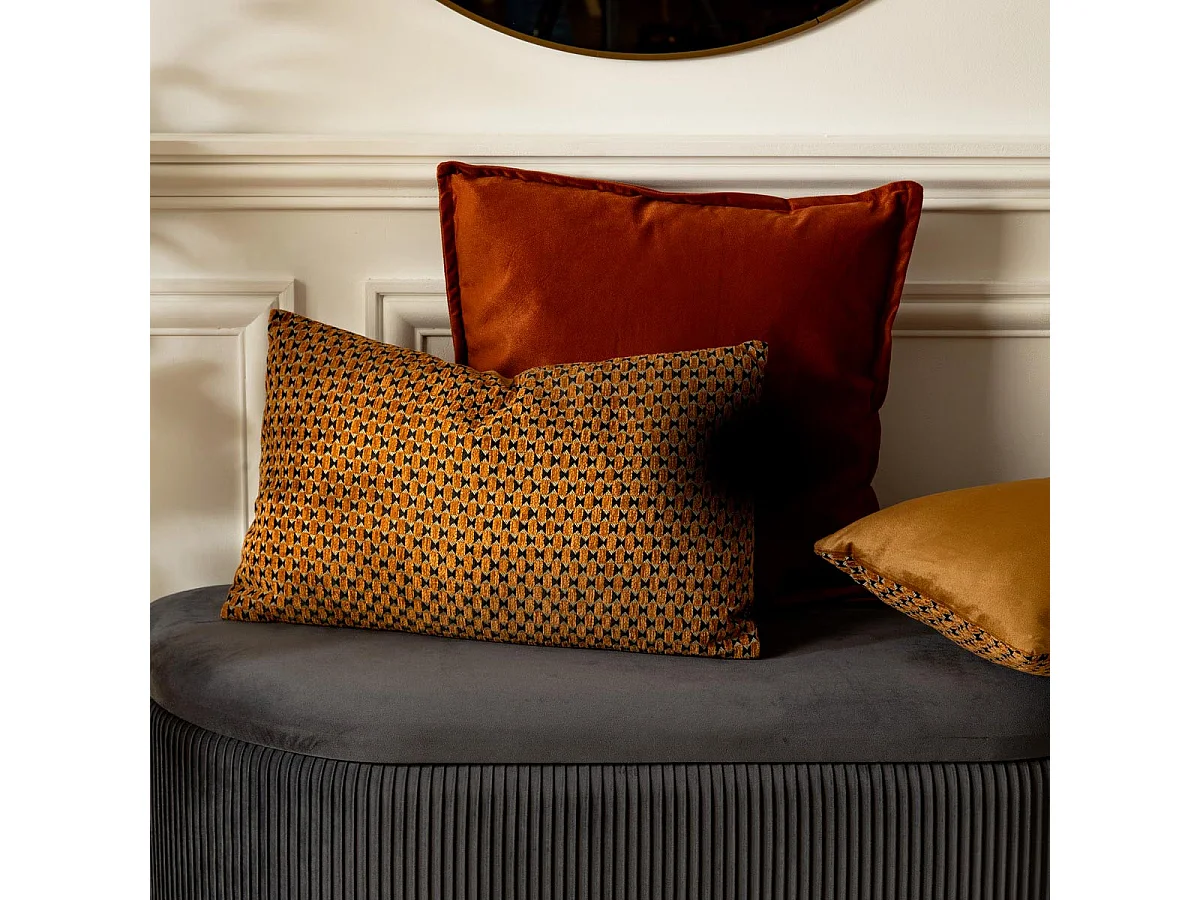 Coussin décoratif jacquard chenille Marron caramel 30 x 50 cm