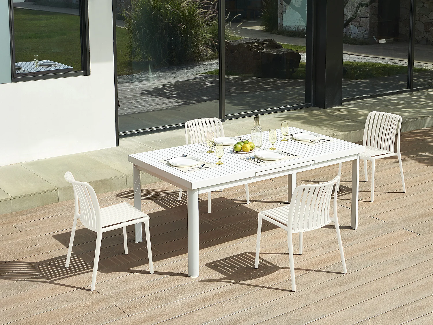 Sett med 2 stablbare hagestol i polypropylen - Beige - SESEH fra MYLIA