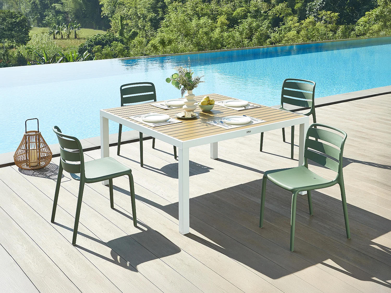 Lot de 2 chaises de jardin empilables en polypropylène - Vert sapin - MOAH de MYLIA