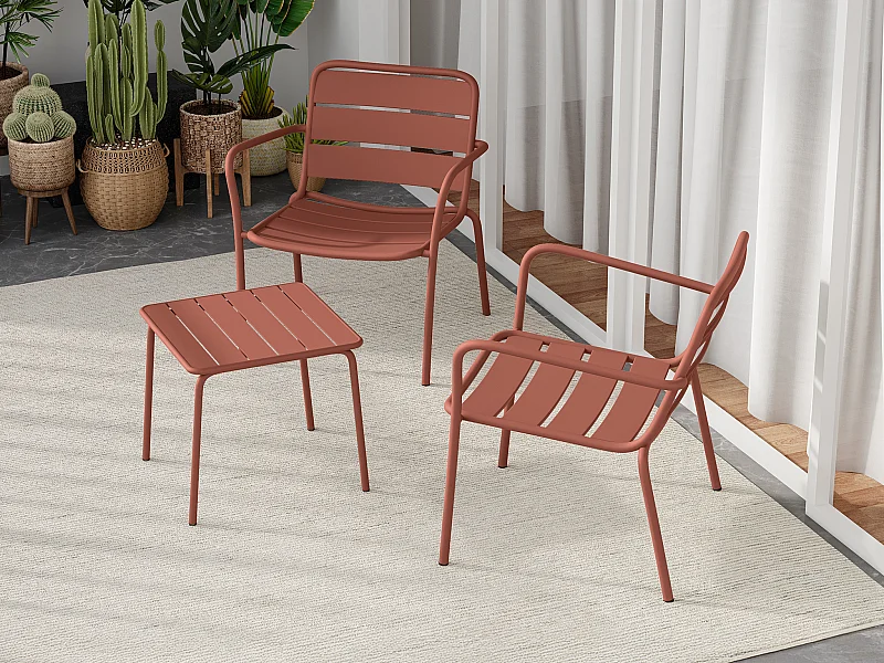 Tuinzithoek van metaal - 2 lage opstapelbare fauteuils en een vierkant bijzettafeltje - Terracotta - MIRMANDE van MYLIA