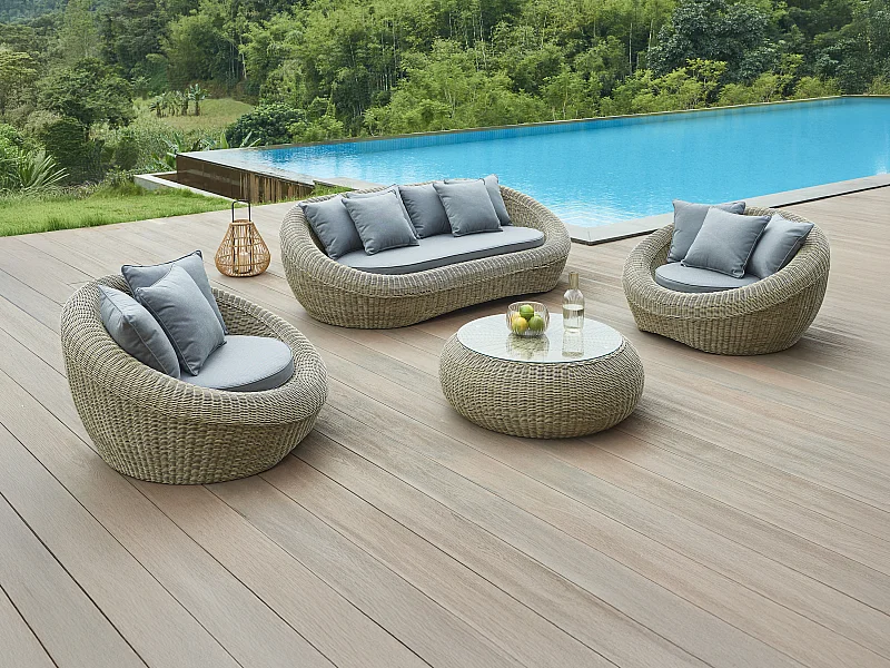 Salon de jardin en résine tressée naturel foncé : canapé, 2 fauteuils et table basse - WHITEHEAVEN de MYLIA