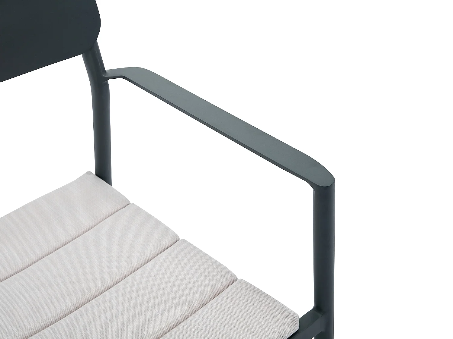 Lotto di 2 poltrone da giardino impilabili in alluminio con cuscino bianco Antracite LOTTYS di MYLIA