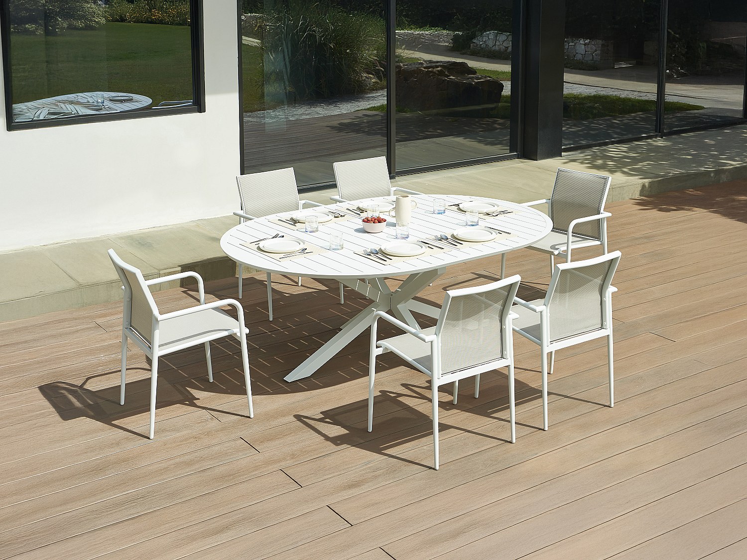 Vente-unique Garten-Essgruppe, Tisch Ausziehbar 150/200 Cm + 6 Stapelbare Sessel - Aluminium - Hellgrau & Weiß - Yoha Von Mylia