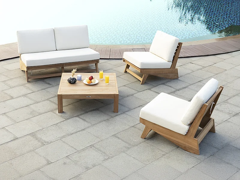 Salón de jardín en teca: un sofá de 2 plazas, 2 sillones y una mesa de centro - Natural claro y blanco - LOMANIS de MYLIA