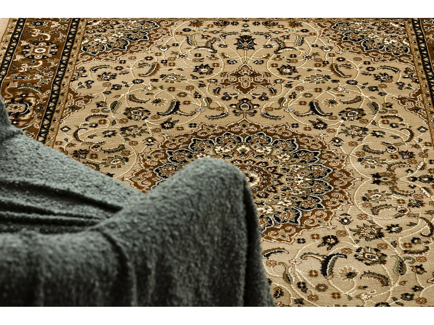 Tapijt ROYAL E0177 Kader, rozet - beige / bruin 250x350 cm