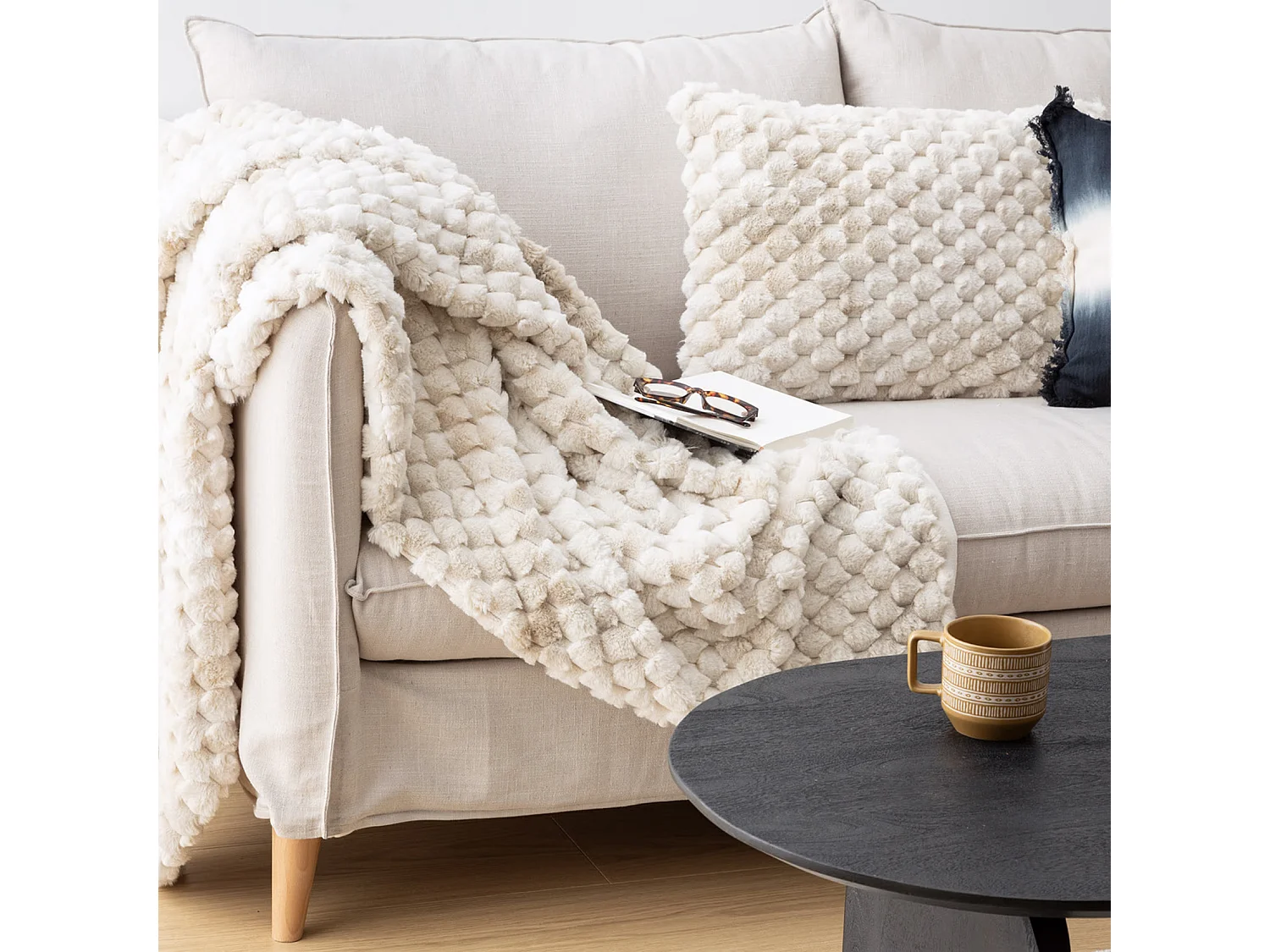 Coussin décoratif jacquard Fourrure Beige 38 x 58 cm