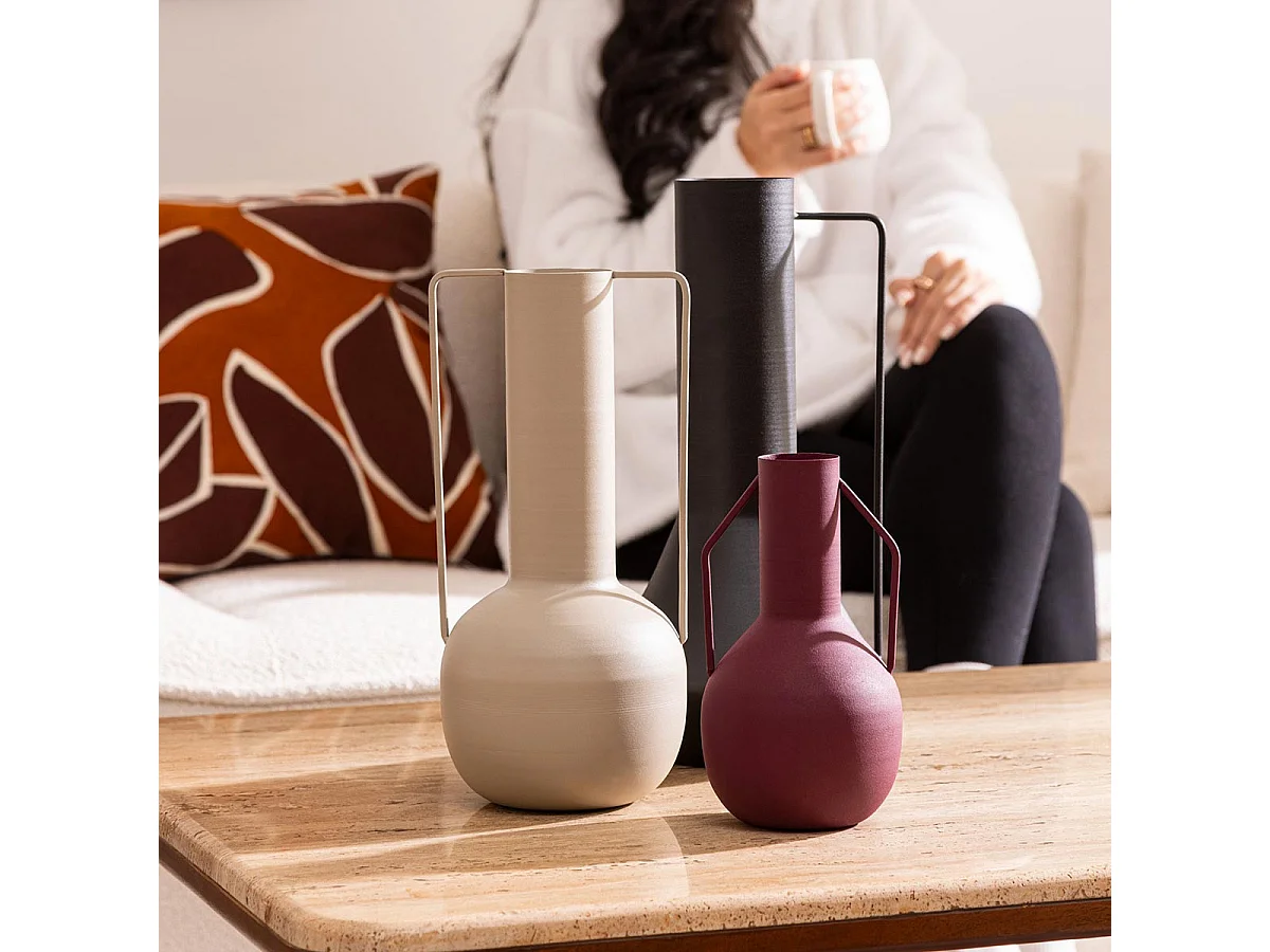 Vase amphore en métal Rouge Rubis design moderne H 20 cm