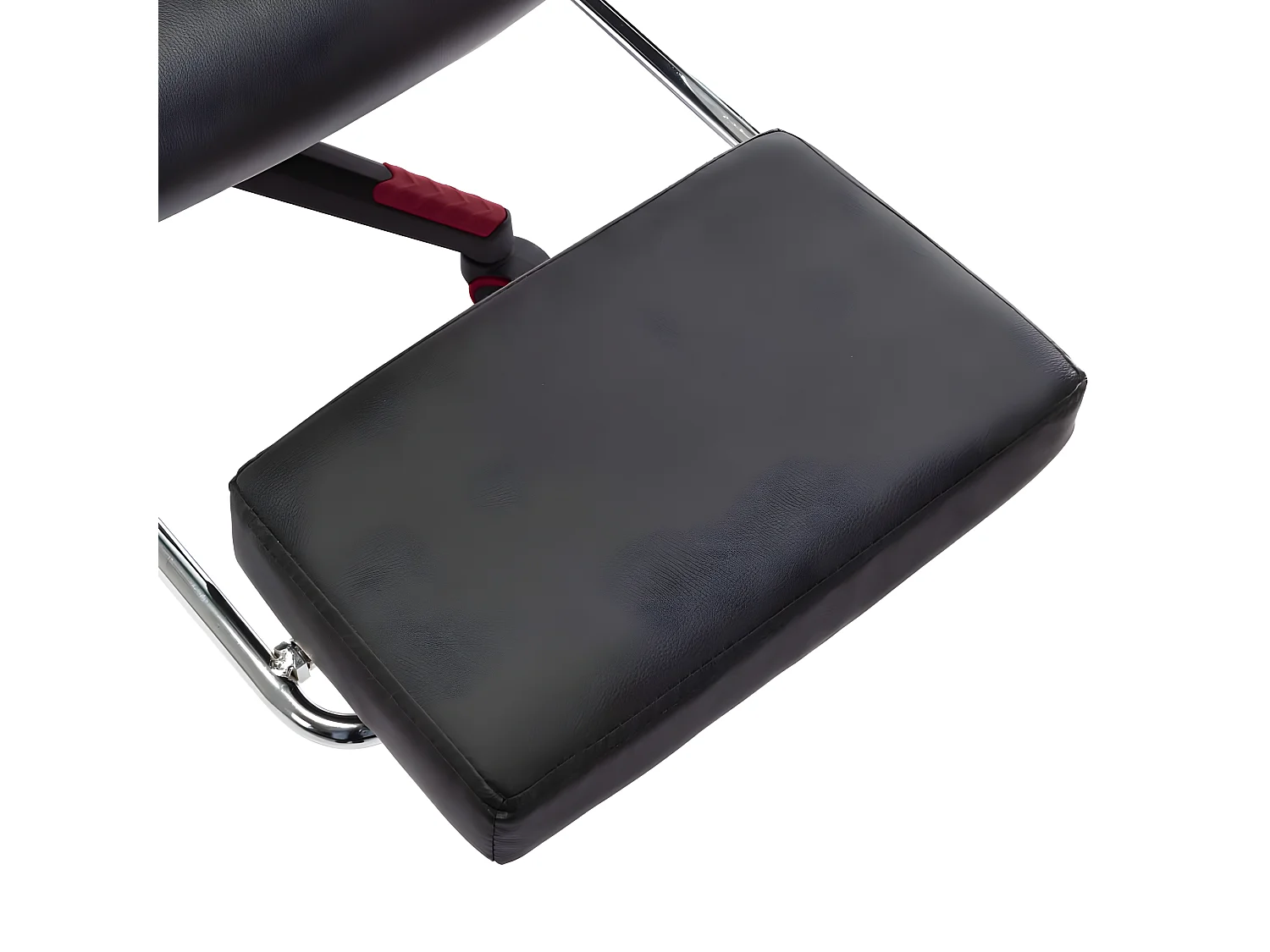 Silla de gaming reposapiés cuero sintético negro y rojo tinto