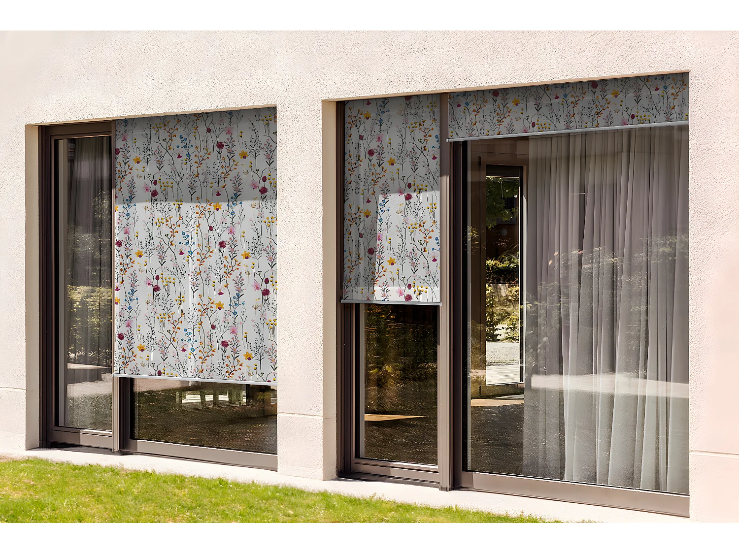 Stijlvol buitenrolgordijn - 50x290 cm - Kleurrijke bloemenweide Balkongordijn, Balkonrolgordijnen en Zonwerend gordijn