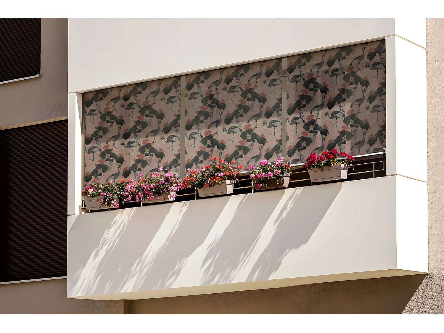 Schönes Außenrollo – 150 x 180 cm – Kraniche und Lotusblumen. Balkonvorhang, Balkonrollos, Sonnenschutzvorhang