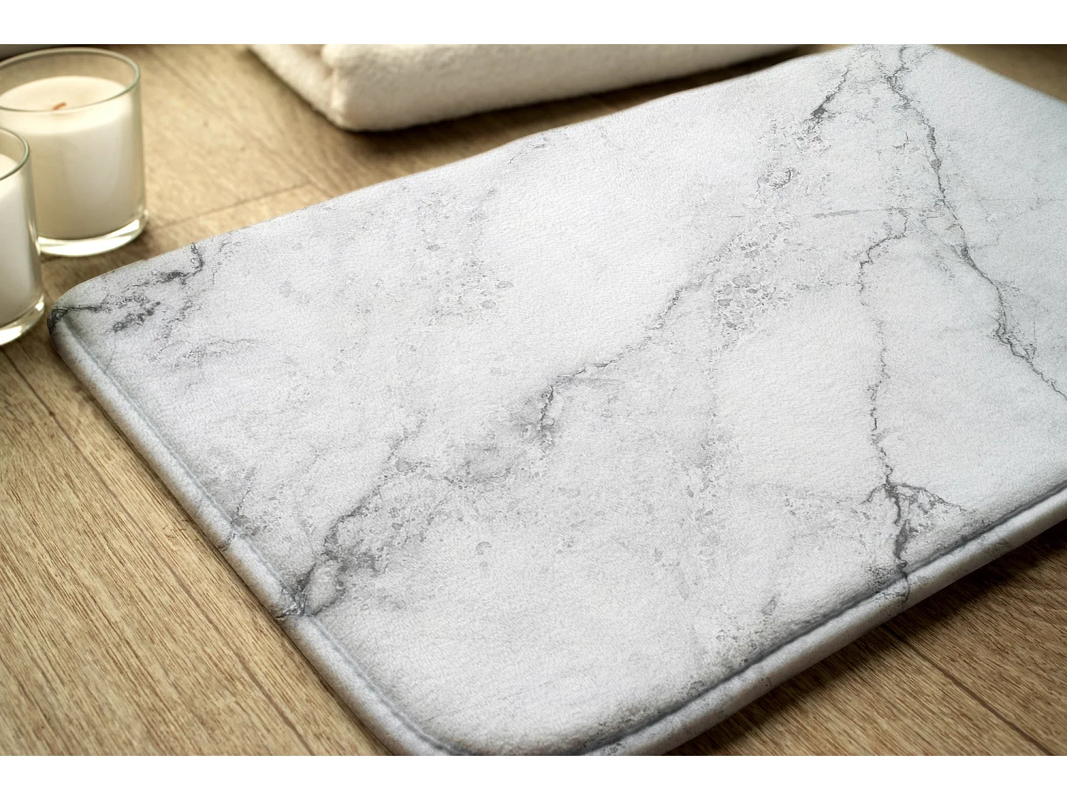 Luxuriöser Badezimmerteppich 90 x 60 cm – weiche Badematte aus reinem weißem Marmor