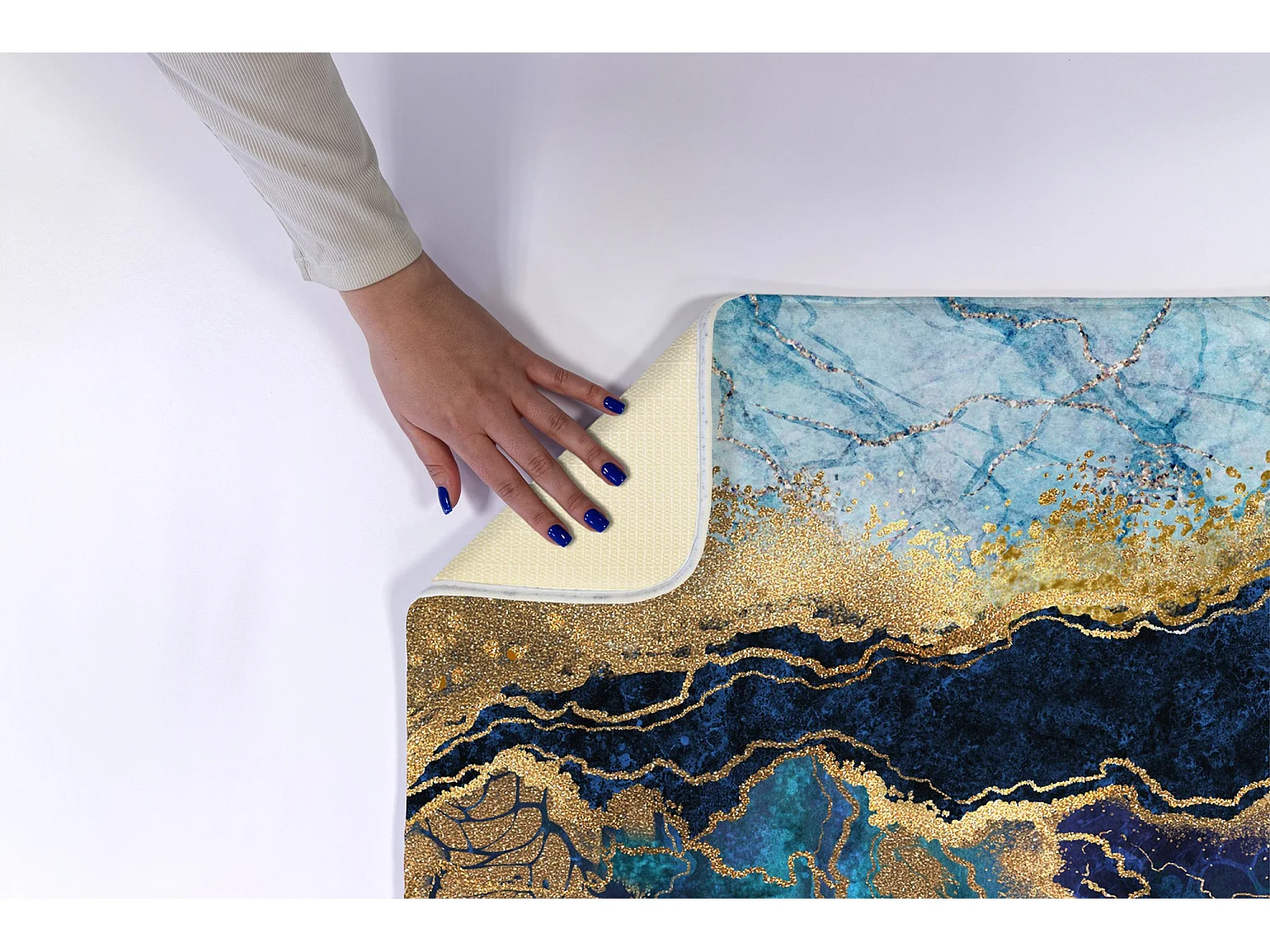 Luxuriöser Badezimmerteppich 75 x 45 cm – weicher Badeteppich aus blauem Marmor