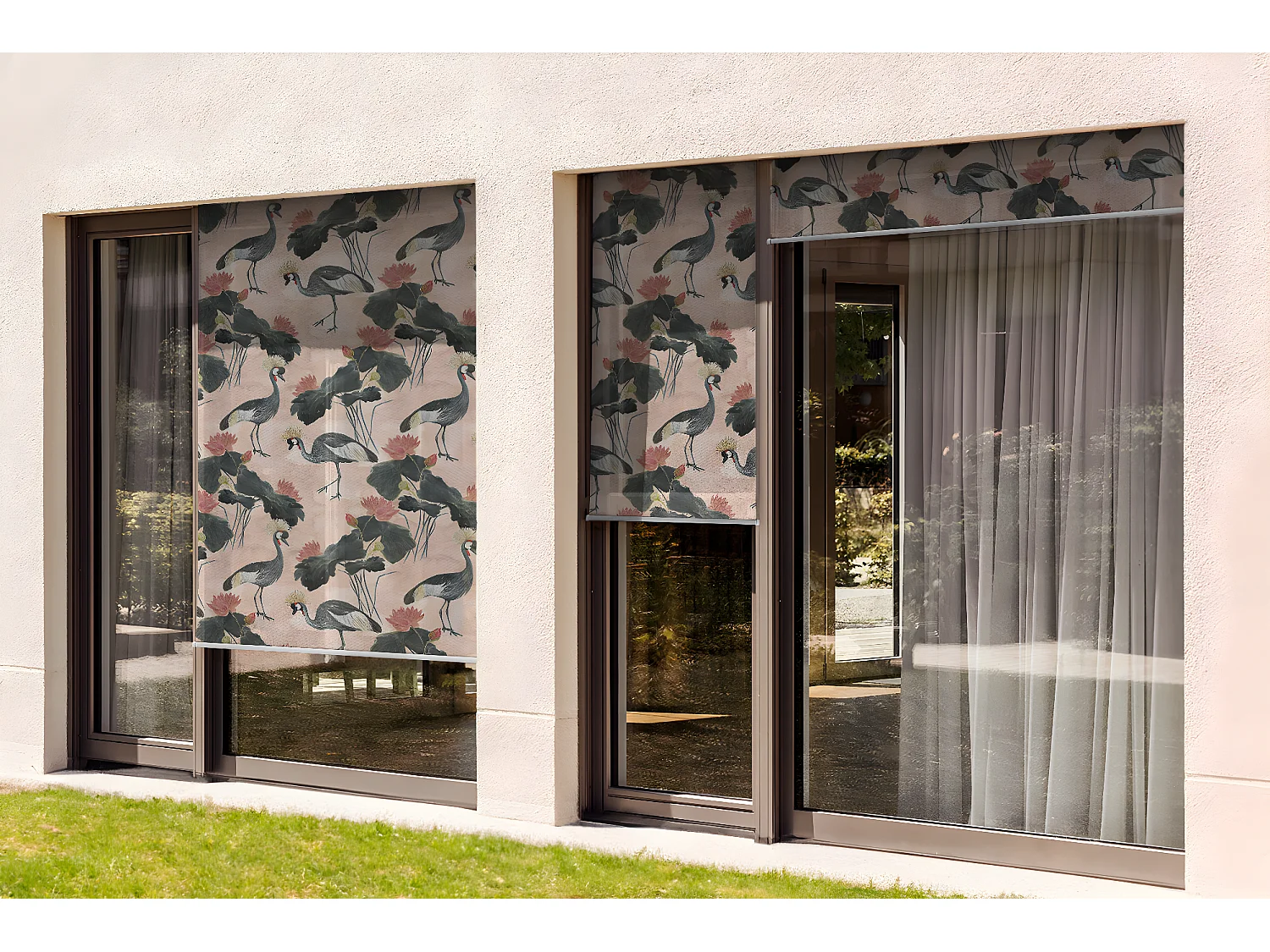 Magnifique store enrouleur extérieur - 40x180 cm - Grues et fleurs de lotus Rideau de balcon, Stores enrouleurs de balcon, Rideau pare-soleil