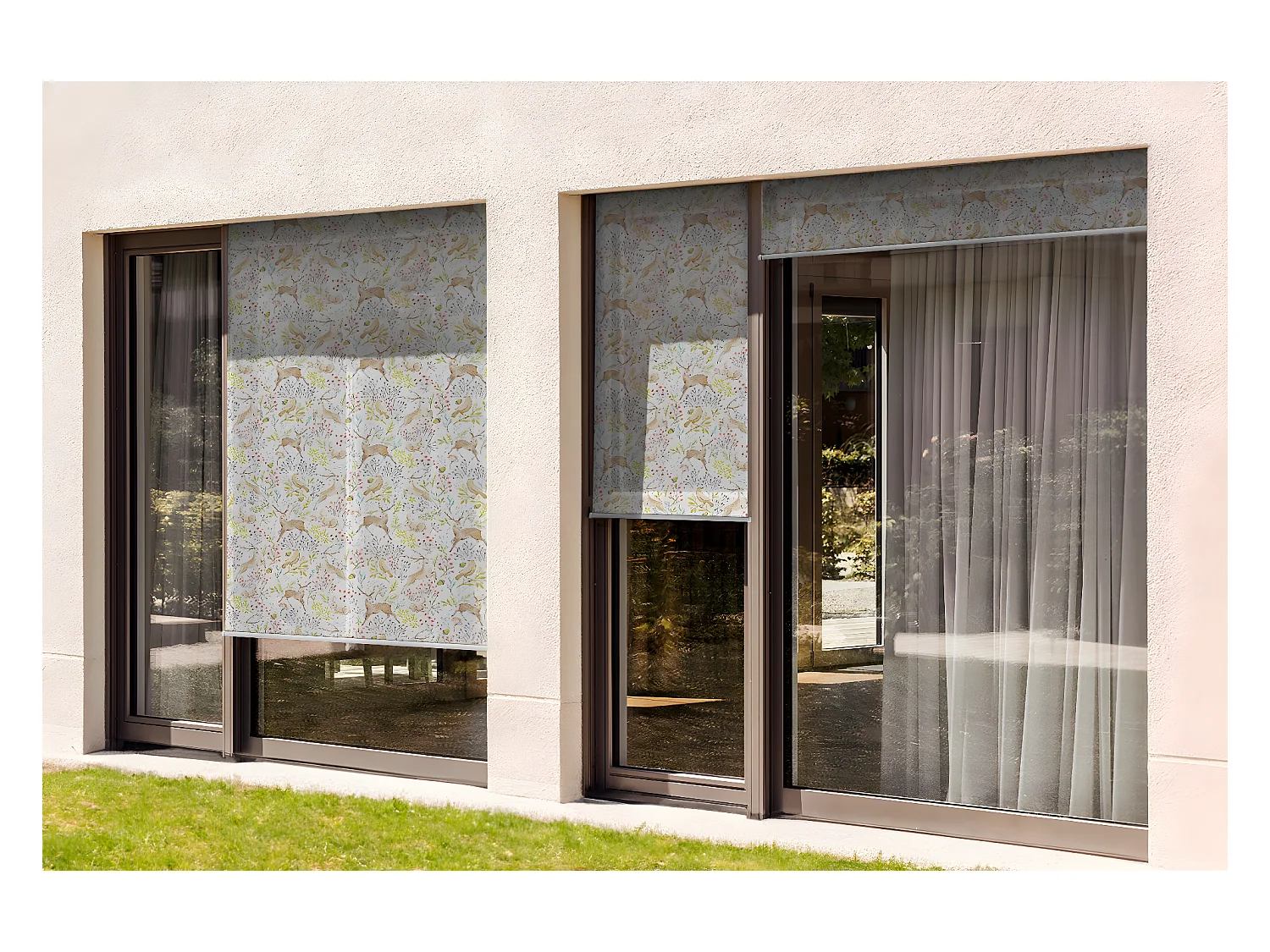 Store enrouleur extérieur original - 50x180 cm - Écureuils et plantes Rideau de balcon, Stores enrouleurs de balcon, Rideau pare-soleil