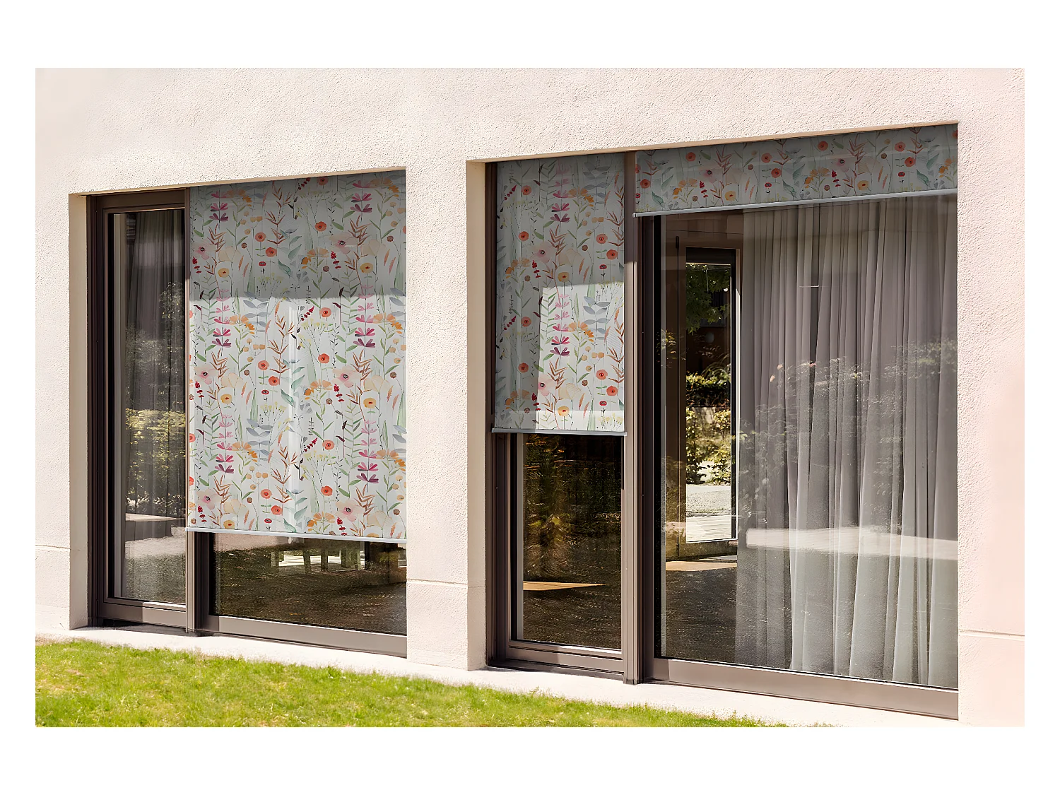 Store enrouleur extérieur moderne - 100x290 cm - Prairie colorée Rideau de balcon, Stores enrouleurs de balcon, Rideau de protection solaire