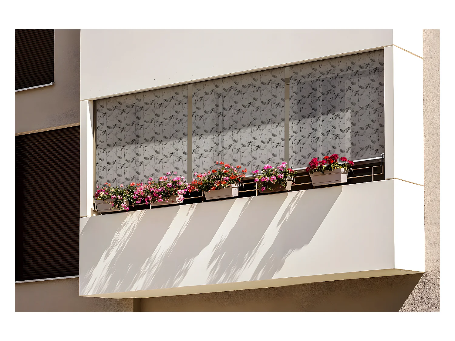 Store enrouleur extérieur élégant - 150x290 cm - Fleurs sur fond blanc Rideau de balcon, Stores enrouleurs de balcon, Rideau pare-soleil