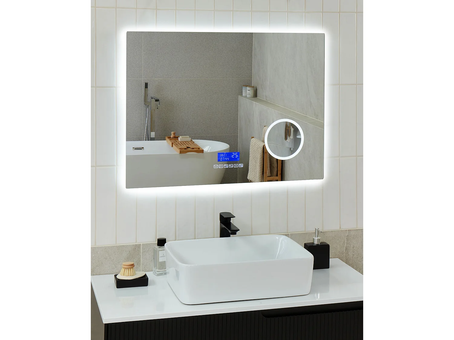 Miroir de salle de bain LED MONTARON 80 cm 60 cm Argenté