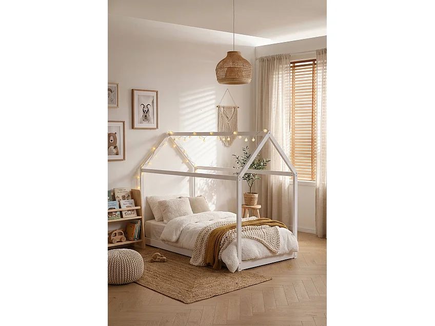Lit cabane enfant 90x190 cm pin massif sommier à lattes inclus ROBINSON – Blanc