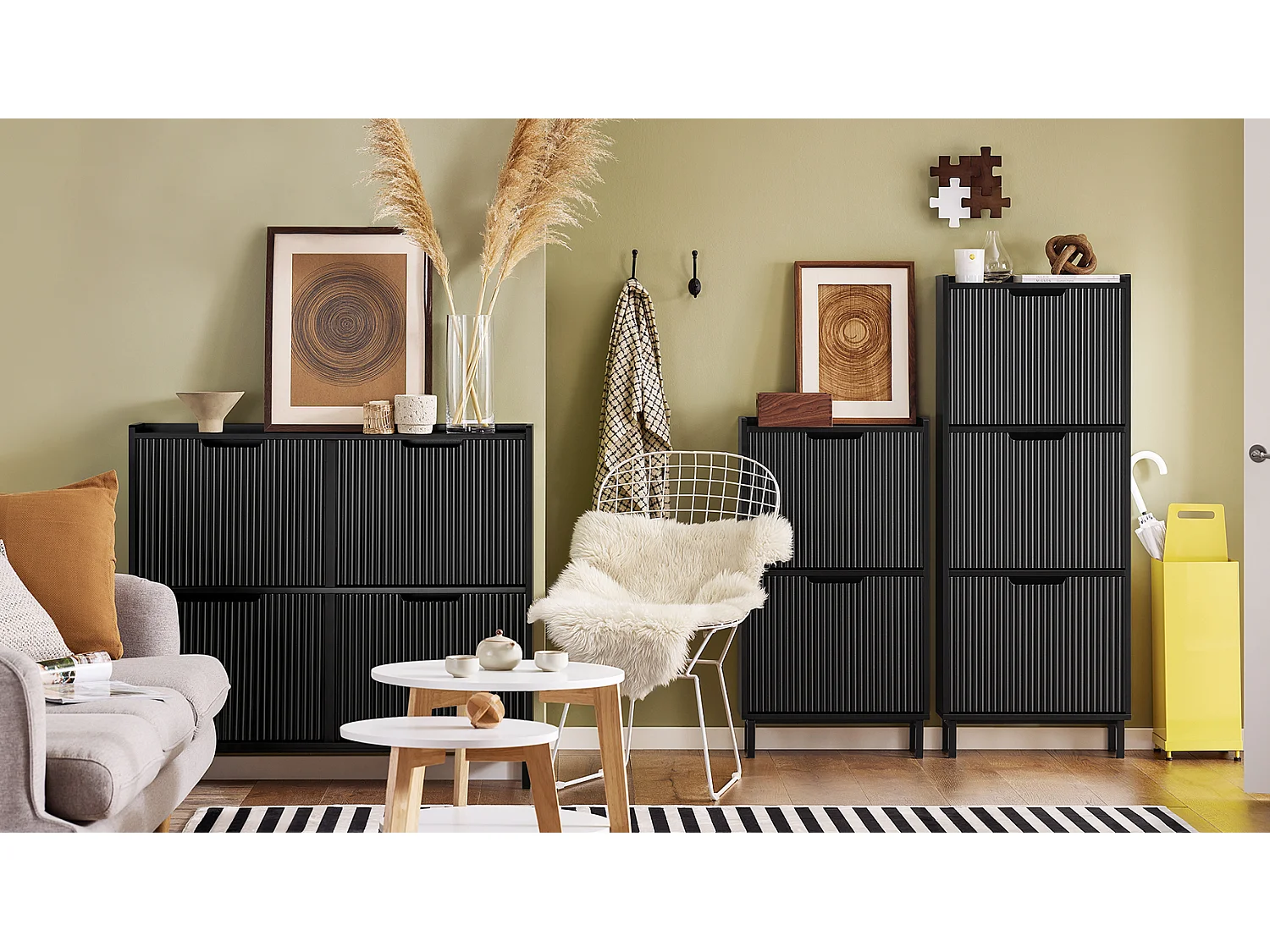 SoBuy FSR177-H-SCH Meuble à Chaussures Armoire à Chaussures Meuble Rangement Chaussures 3 Portes abattantes, Meuble d'Entrée Coffre Rangement pour Chaussures, Noir