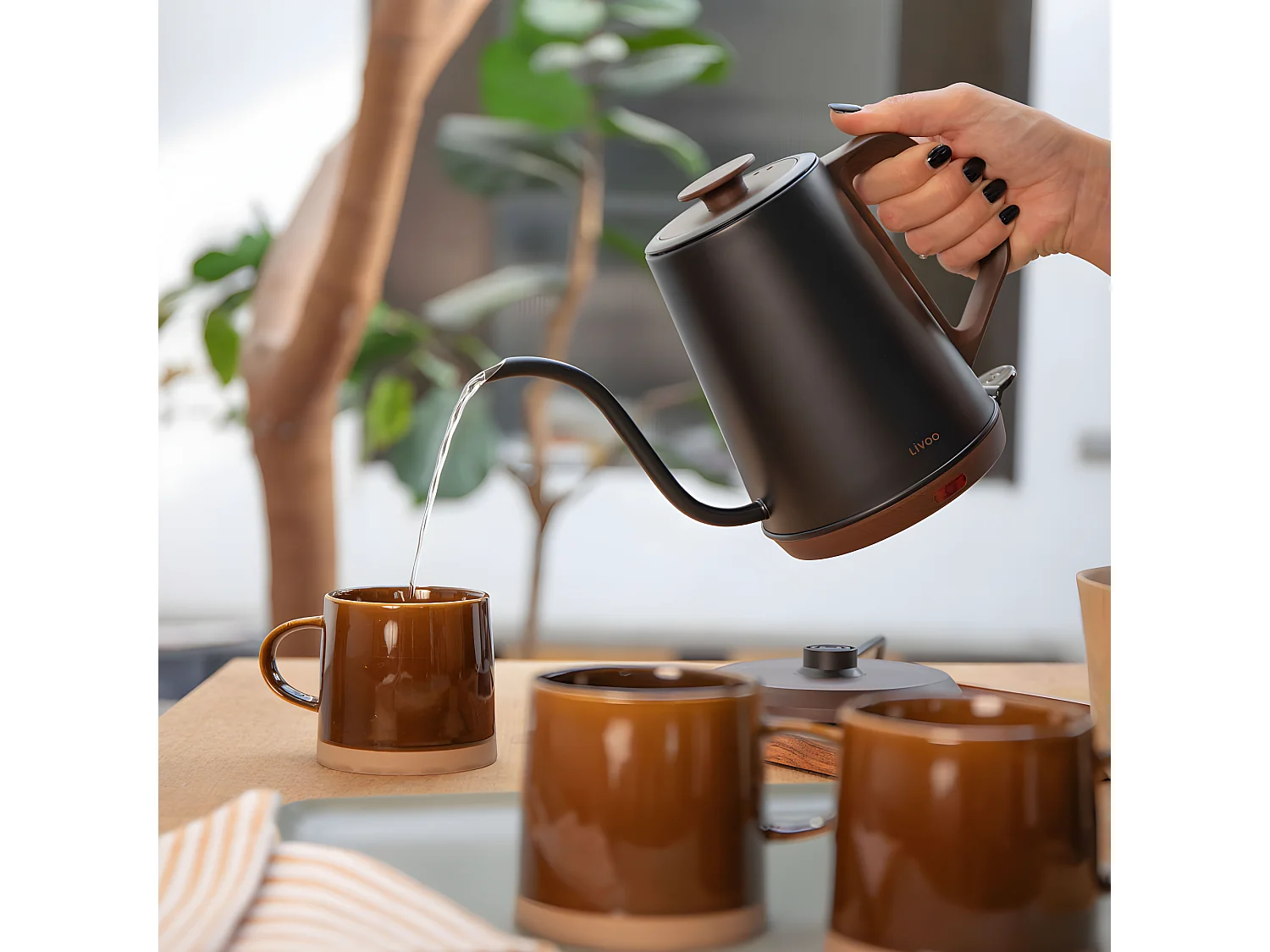 Bouilloire rétro Col de cygne 1,2L 1000W