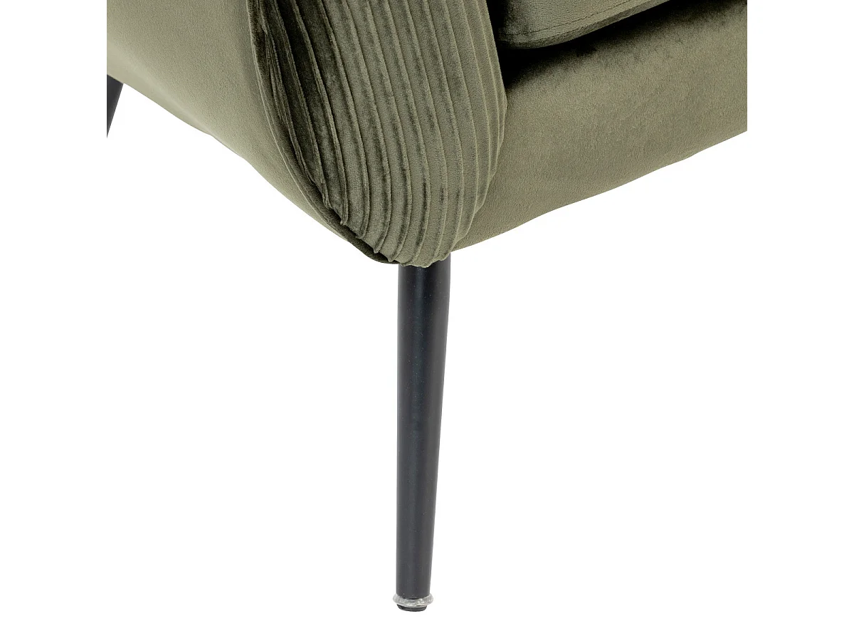 Fauteuil en Velours Vert Kaki plissé et pieds en métal noir
