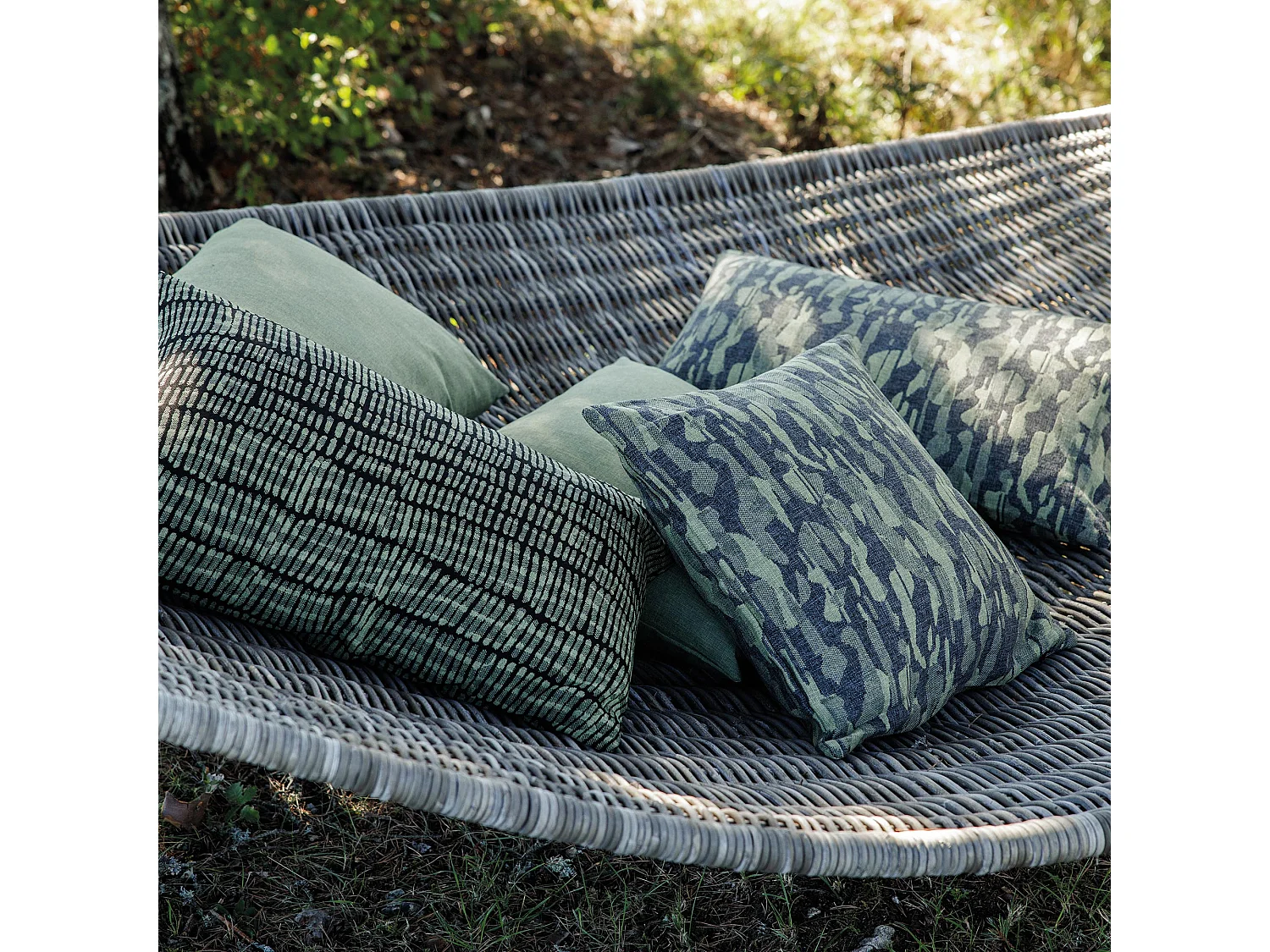 Housse de coussin extérieur 62x62 cm SANTORIN à zip étanche vert Sauge