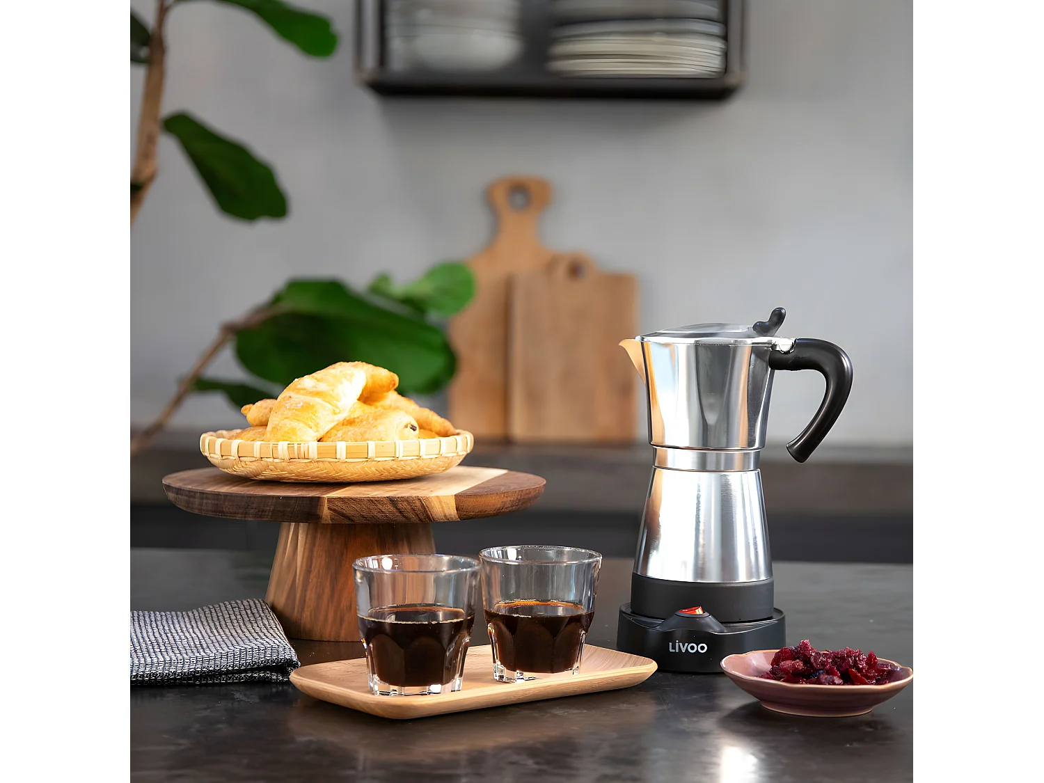 Cafetière italienne électrique acier 6 tasses