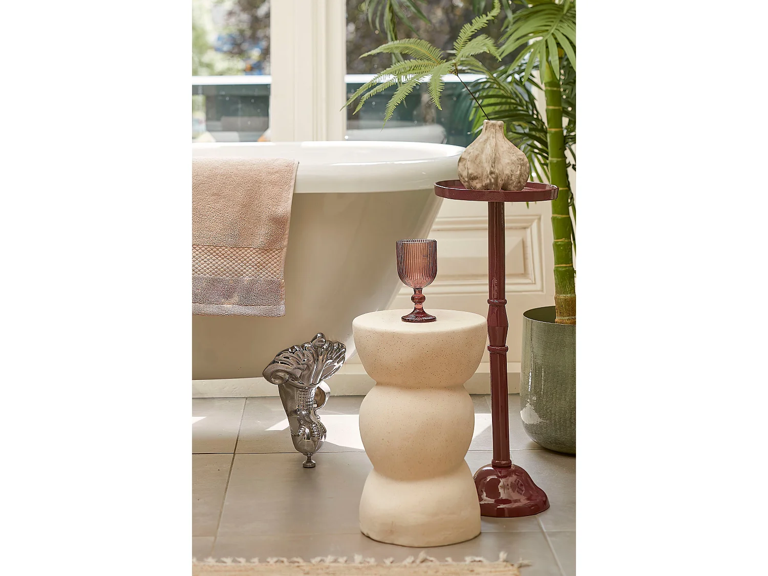 Table d'appoint en argile et émail - 26 x 26 x 37 - Blanc cassé - SCREW