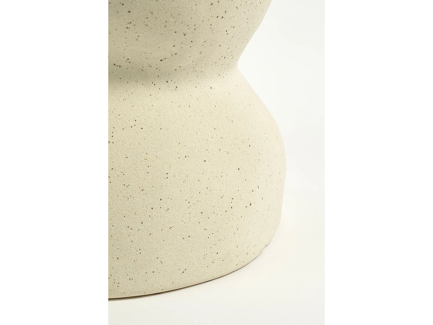 Table d'appoint en argile et émail - 26 x 26 x 37 - Blanc cassé - SCREW