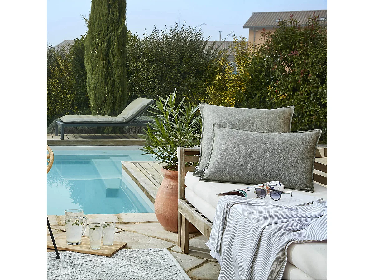 PRIMROSE - Coussin 45x45 Déhoussable Tissu Déperlant Vert