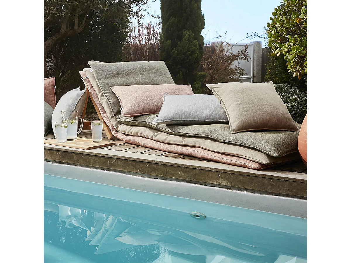 PRIMROSE - Coussin 45x45 Déhoussable Tissu Déperlant Vert